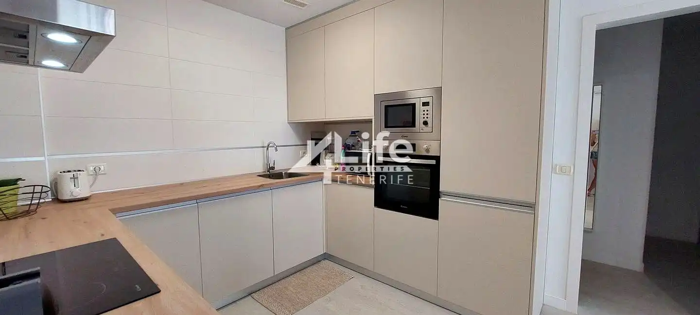 Kitchen of Flat for sale in Adeje  with Air Conditioner, Terrace and Furnished