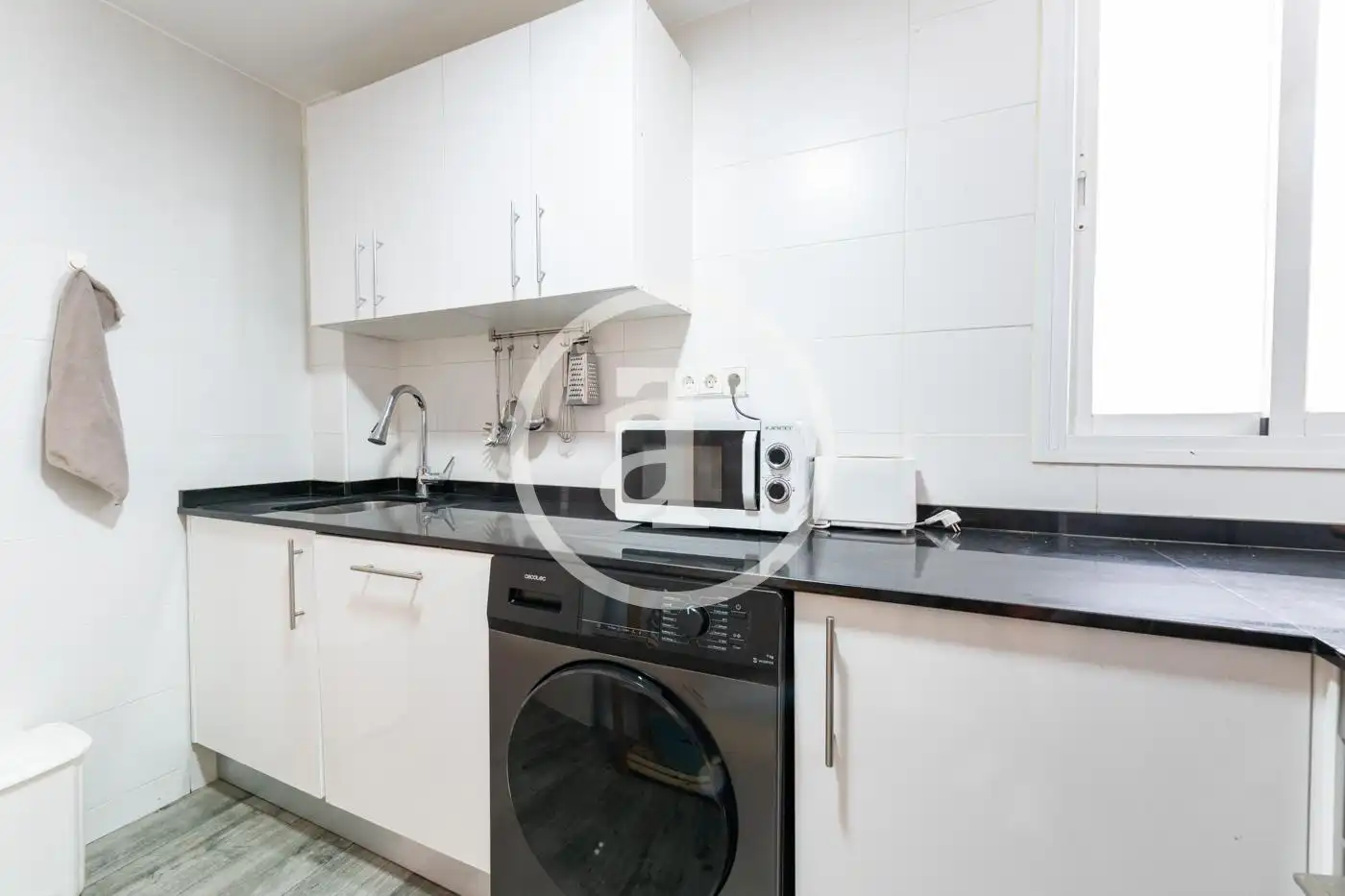 Kitchen of Flat for rent in Madrid  with Air Conditioner, Heating and Furnished