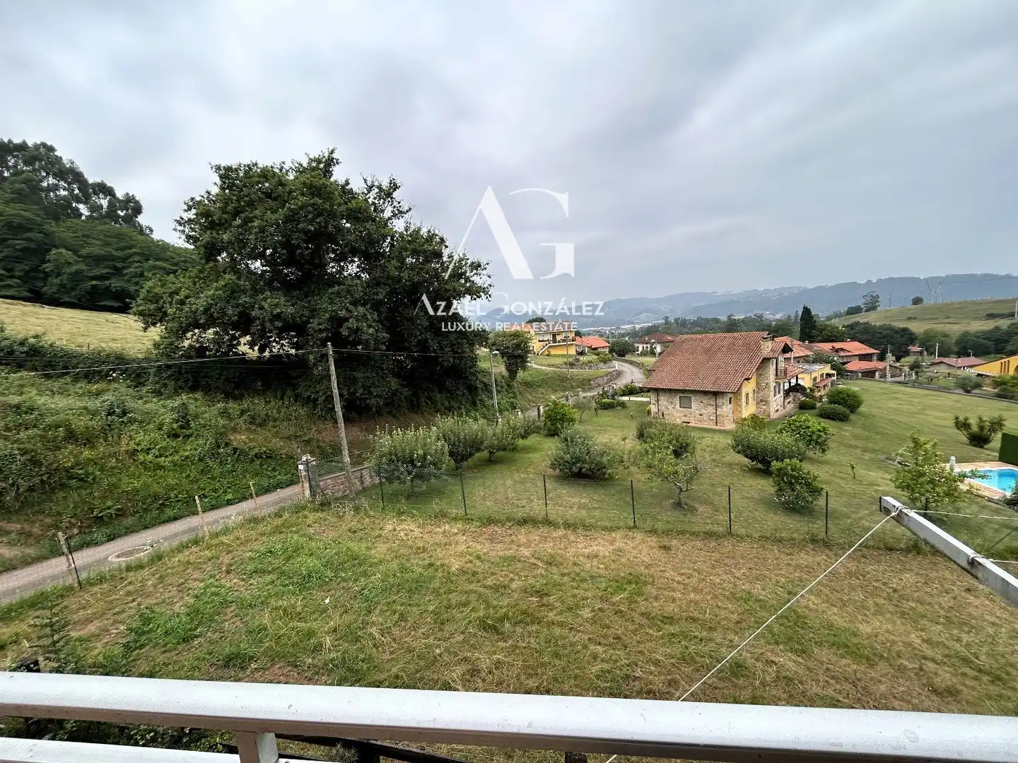 Casa o xalet en venda en Torrelavega  amb Calefacció i Terrassa