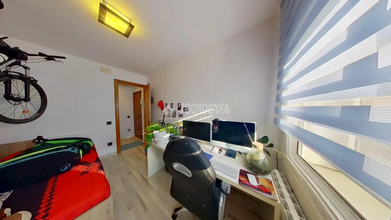 Pis en venda en Sabadell amb Terrassa i Balcó