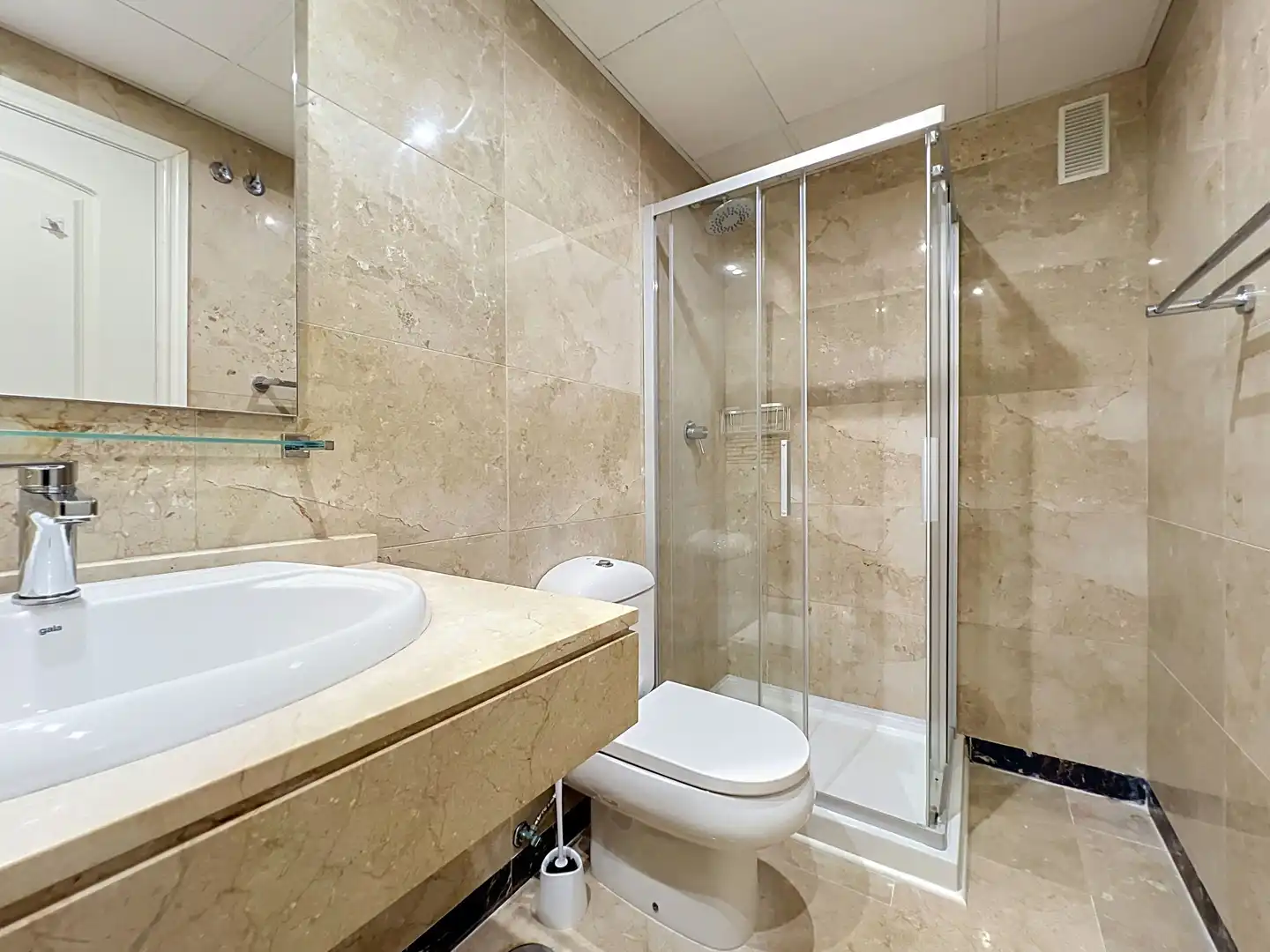 Flat with pool to rent in Manilva Pueblo, imagen 8