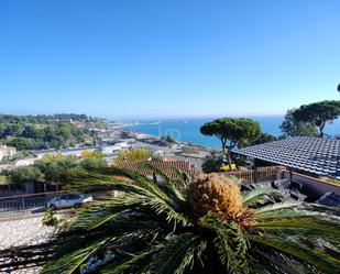 Vista exterior de Casa o xalet en venda en Arenys de Mar