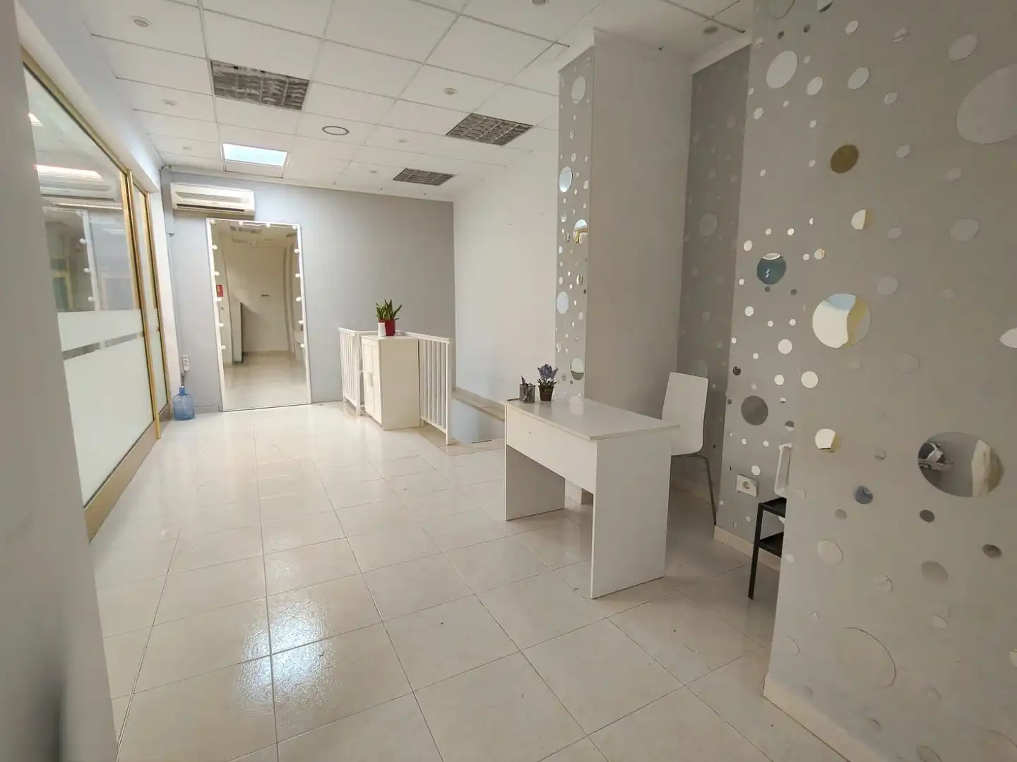 Local comercial de lloguer a Centro