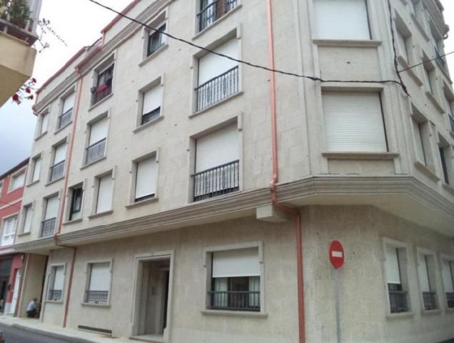 Exterior view of Garage for sale in A Pobra do Caramiñal
