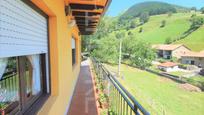 Außenansicht von Haus oder Chalet zum verkauf in Santiurde de Toranzo mit Terrasse, Abstellraum und Balkon