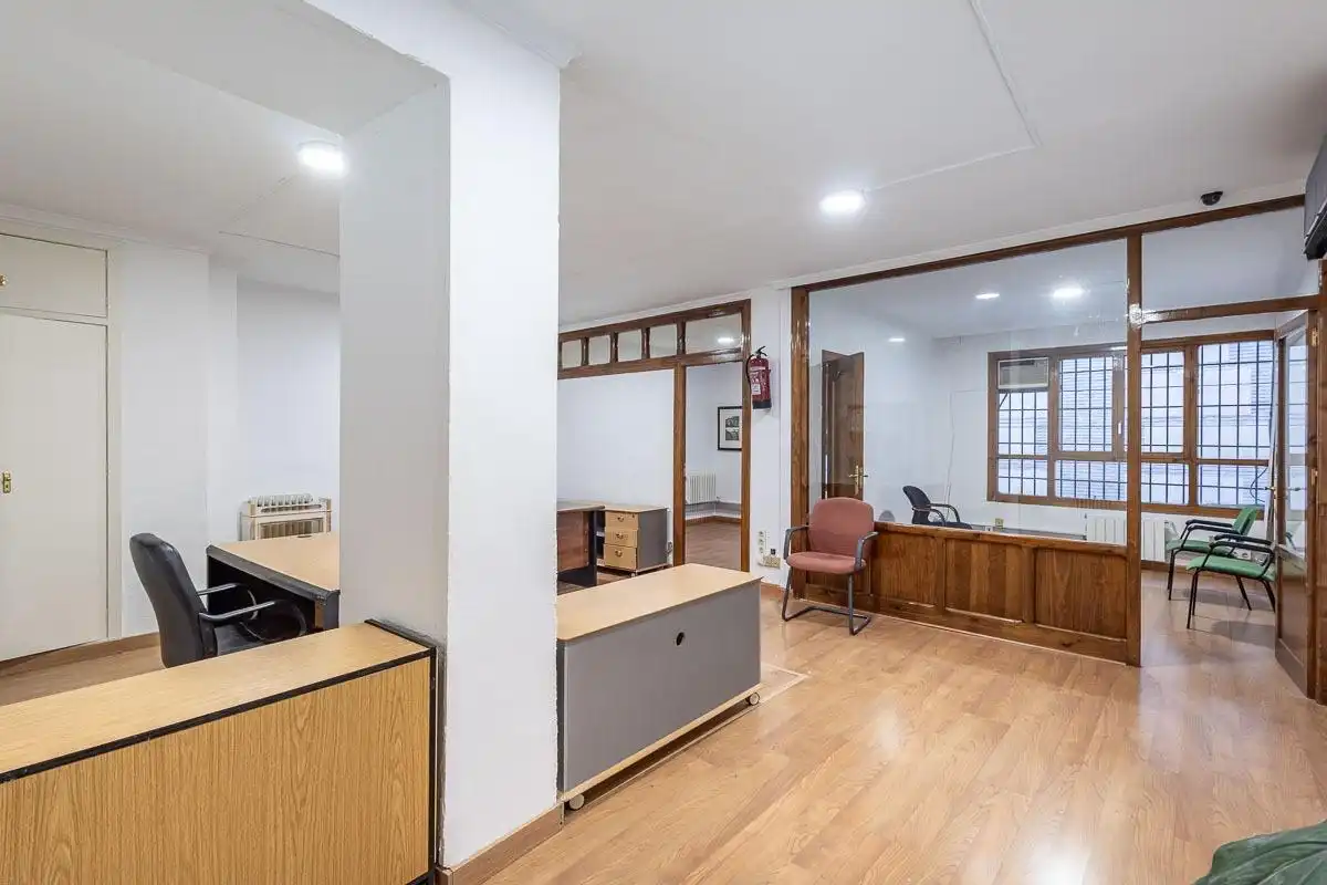 Büro mit Aufzug zum Verkauf in Centro, imagen 3