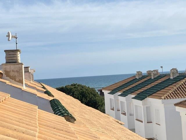Vista exterior de Apartament de lloguer en Islantilla amb Terrassa i Moblat