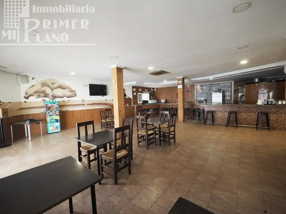 Edificio en venta en La Solana  