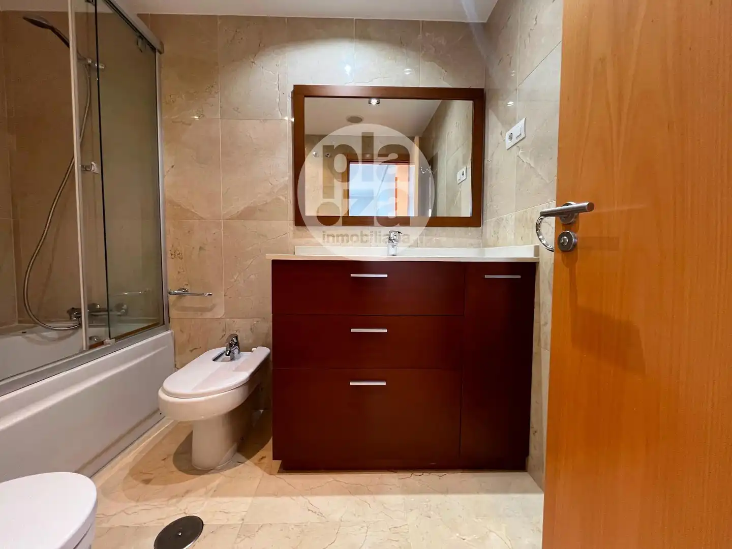 Bathroom of Flat for sale in Burgos  with Heating, Storage room and Swimming Pool