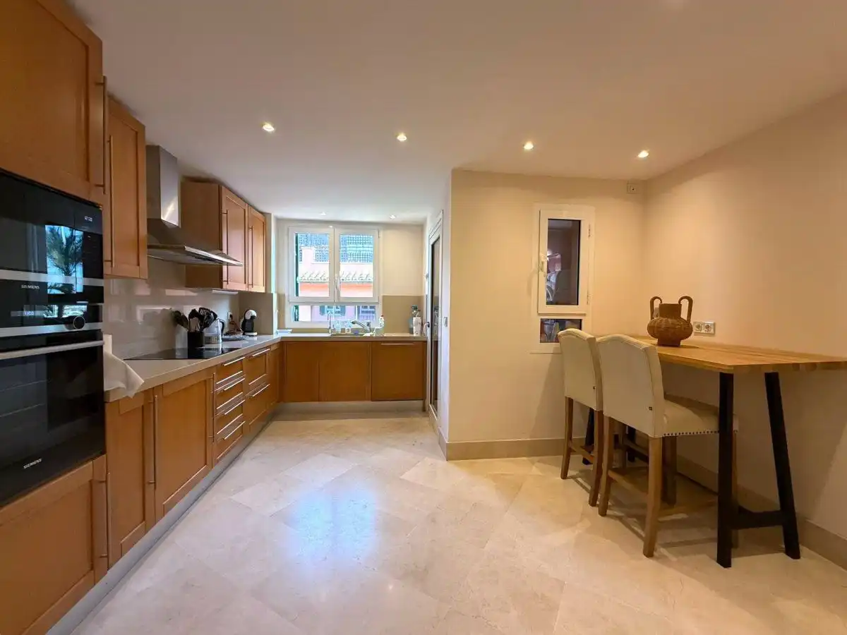 Kitchen of Apartments for rent in Sotogrande  with Air Conditioner, Heating and Terrace