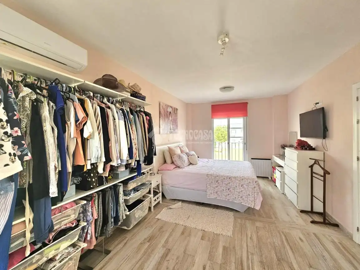Bedroom of Detached homes for sale in Almensilla