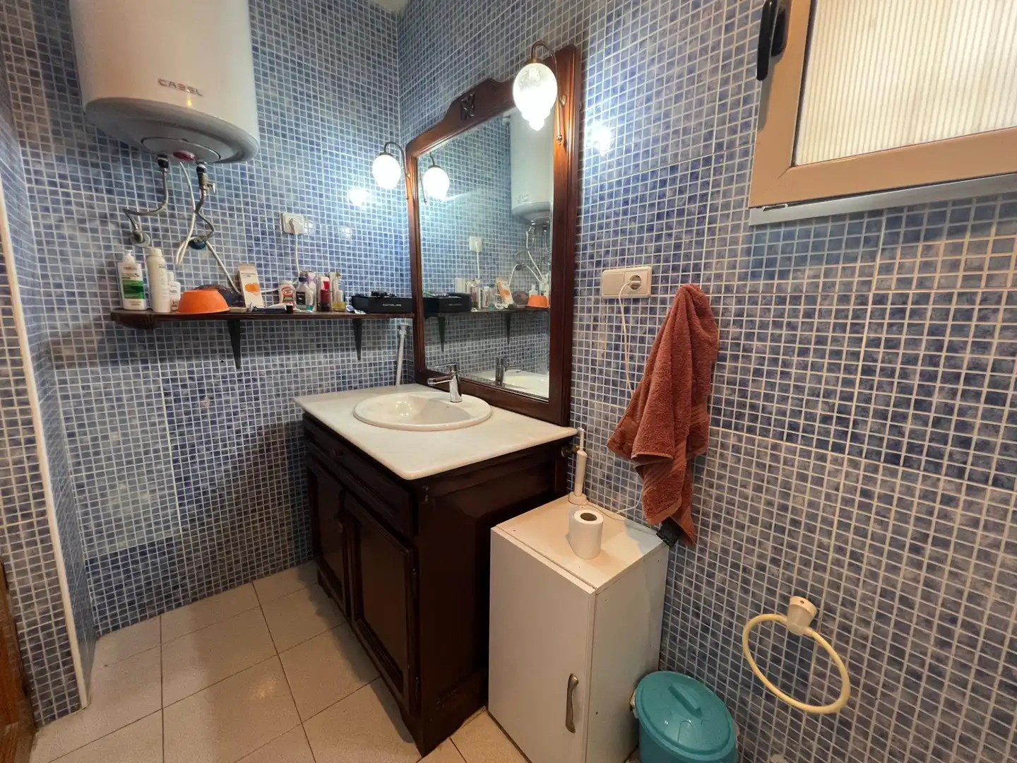 Badezimmer von Country house zum Verkauf in Alcanar