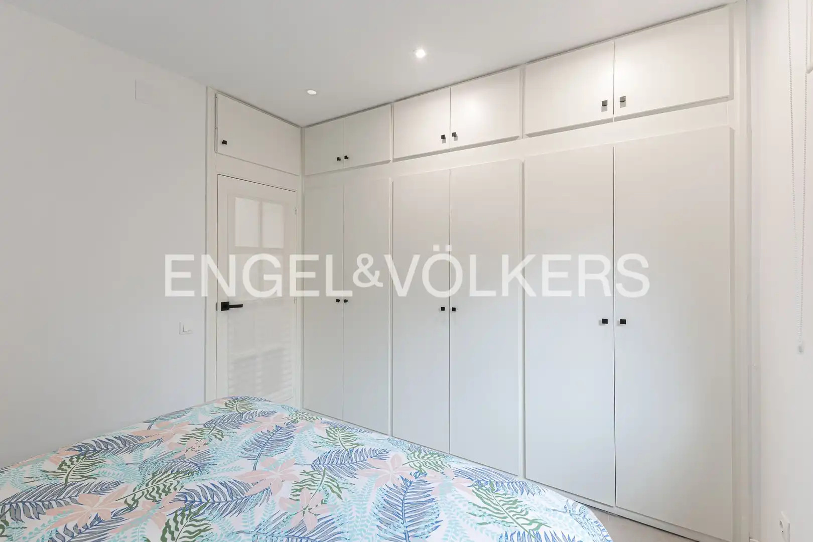 Bedroom of Flat for sale in Barcelona  with Air Conditioner, Heating and Terrace