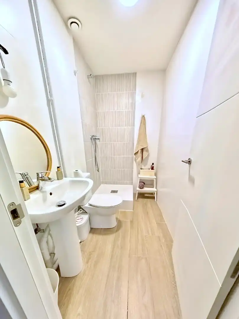 Bany de Casa o xalet en venda en Sant Joan d'Alacant amb Aire condicionat, Jardí privat i Terrassa