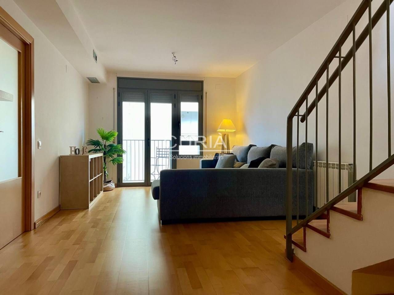 Sala d'estar de Dúplex en venda en  Lleida Capital amb Aire condicionat, Calefacció i Parquet