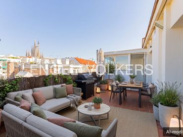 Ático con ascensor en venta en Carrer del Consell de Cent