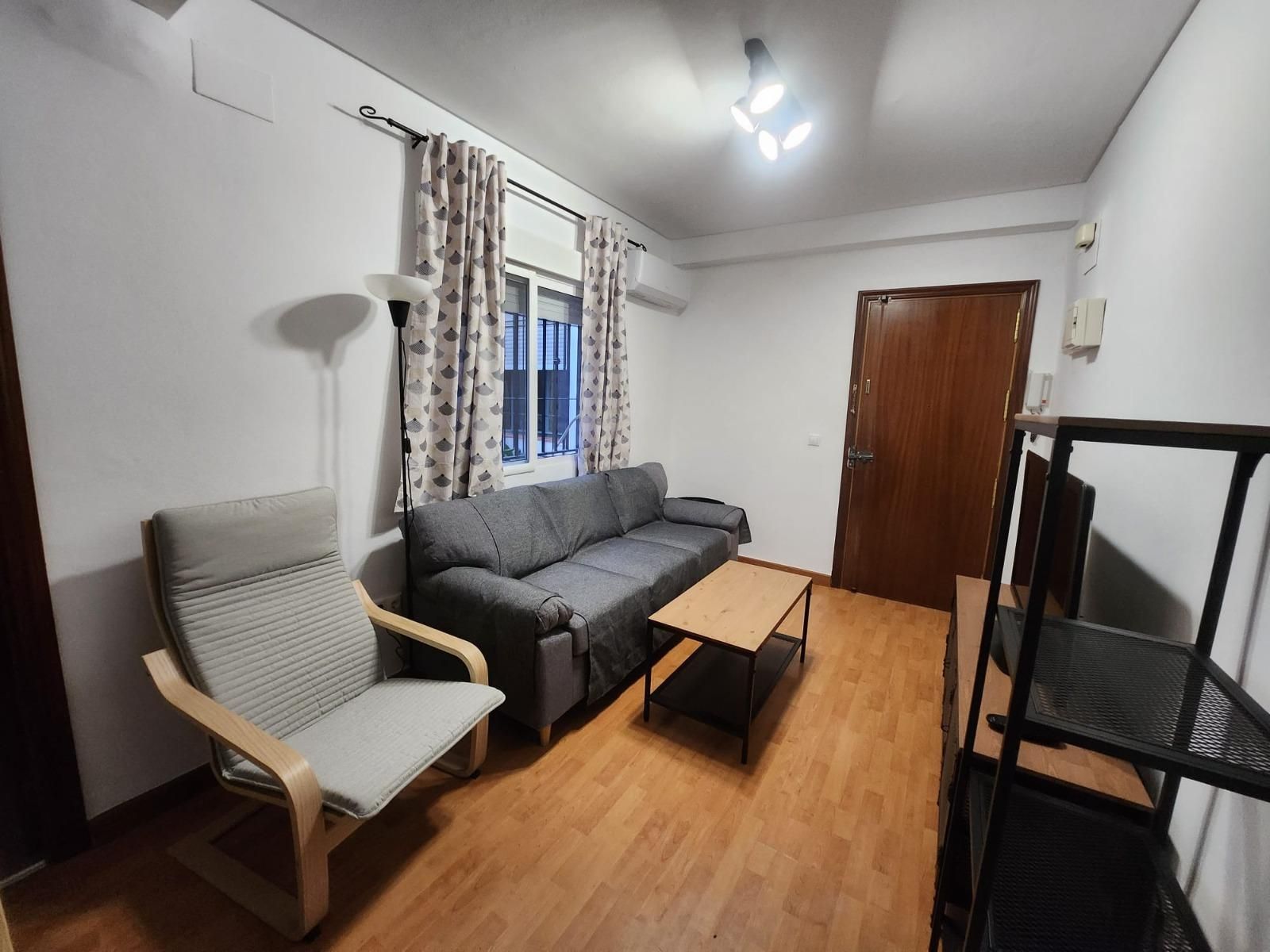 Living room of Flat for sale in  Córdoba Capital  with Air Conditioner and Furnished