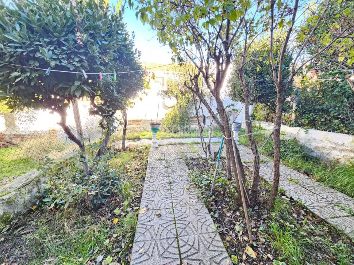 Garden of Single-family semi-detached for sale in  Madrid Capital  with Air Conditioner, Heating and Terrace