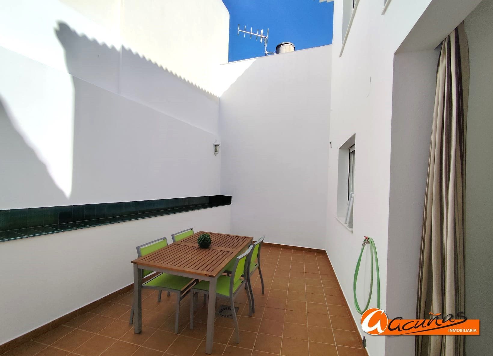 Terraza de Casa adosada en venta en Cuevas de San Marcos con Terraza, Trastero y Amueblado