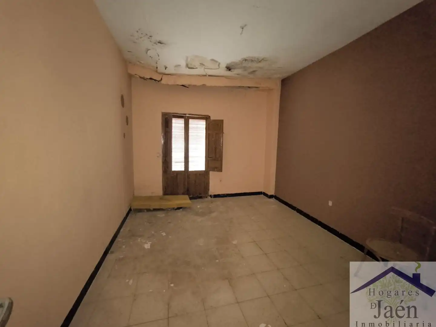 Casa en venta en Ubeda, 4 dormitorios., image 3