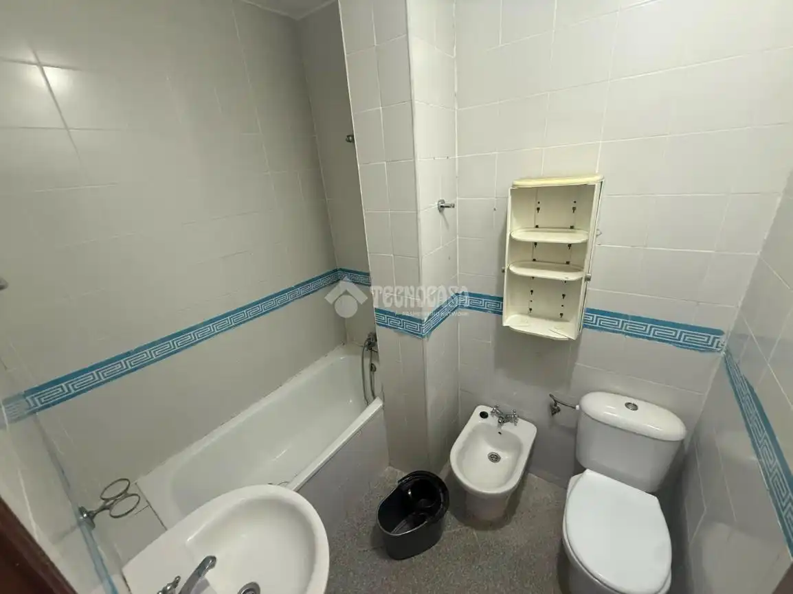 Bathroom of Detached homes for sale in Badajoz