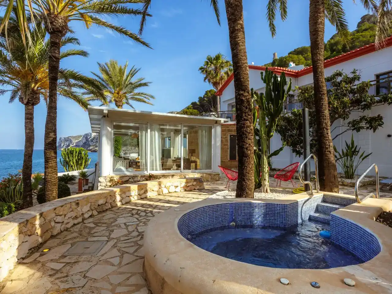Swimming pool of Flat for rent in Dénia  with Air Conditioner, Private garden and Parquet flooring