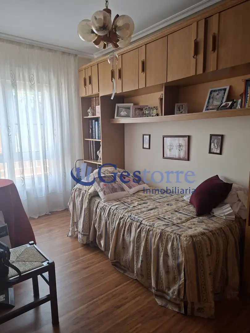 Schlafzimmer von Wohnung zum Verkauf in Gijón  mit Heizung und Balkon