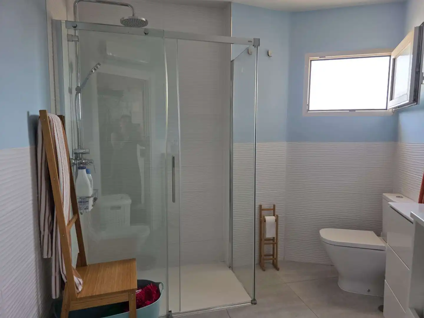 Bany de Apartament en venda en Torrox amb Aire condicionat, Calefacció i Piscina