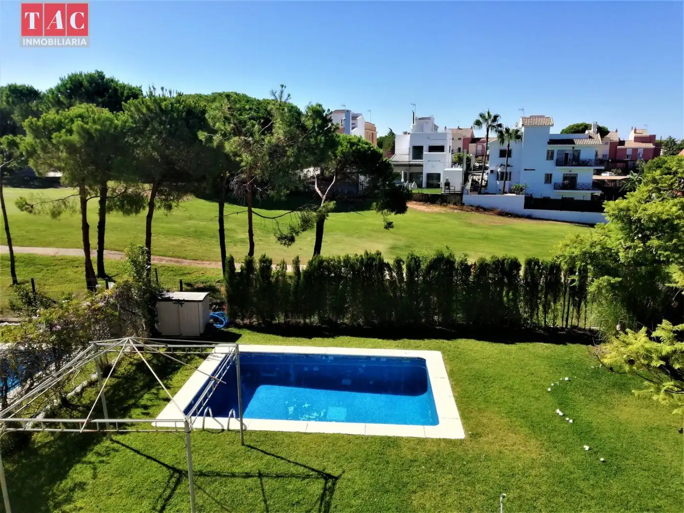 Habitatge amb piscina en venda a Islantilla Golf, imagen 3