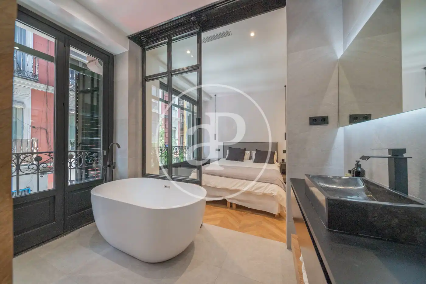 Bedroom of Flat for sale in Madrid  with Air Conditioner, Heating and Storage room