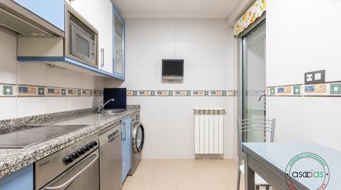 Foto 4 de Piso en venta en Gijón - Avenida de Portugal, 86, El Polígono, Gijón