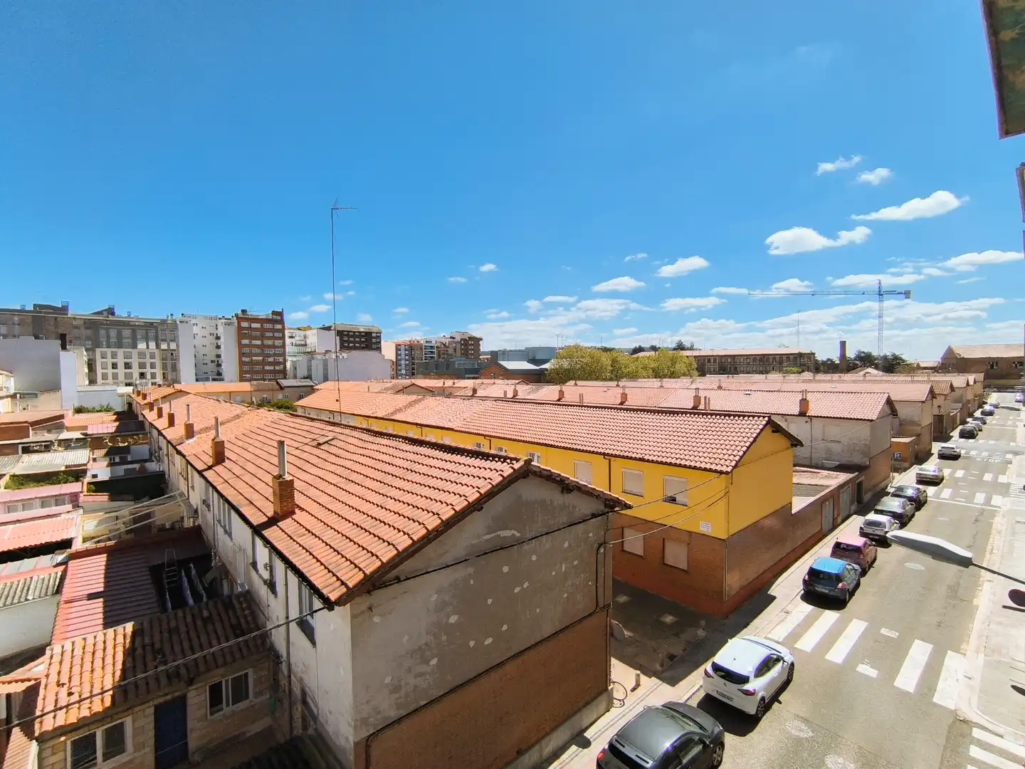 Exterior view of Flat for sale in Palencia  with Air Conditioner, Heating and Parquet flooring
