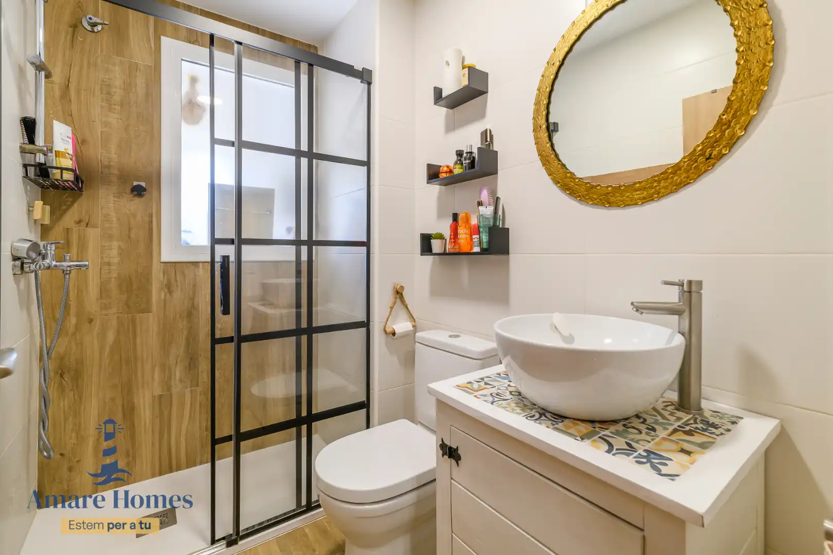 Bathroom of Detached homes for sale in Gavà  with Air Conditioner, Parquet flooring and Terrace