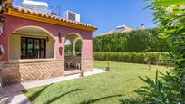 Jardí de Casa o xalet en venda en Montequinto amb Aire condicionat i Terrassa