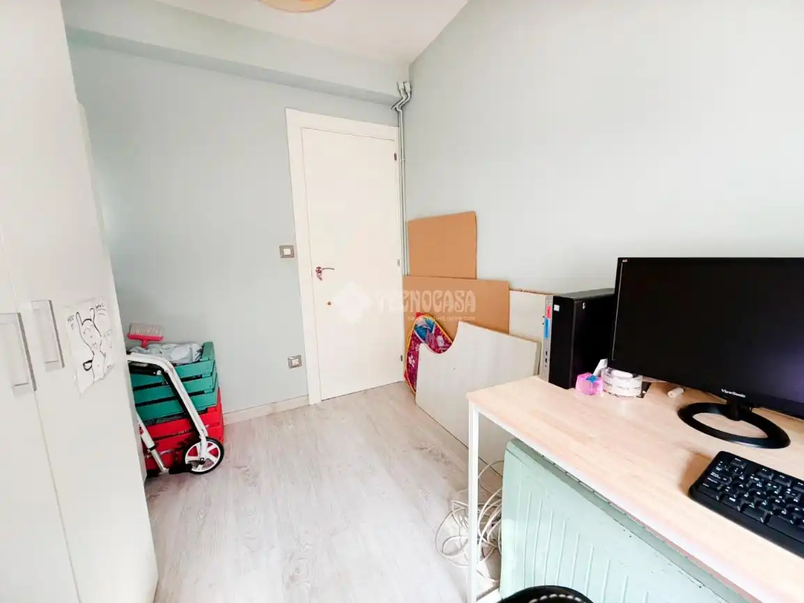 Schlafzimmer von Wohnung zum Verkauf in Zaragoza mit Klimaanlage, Heizung und Parkett
