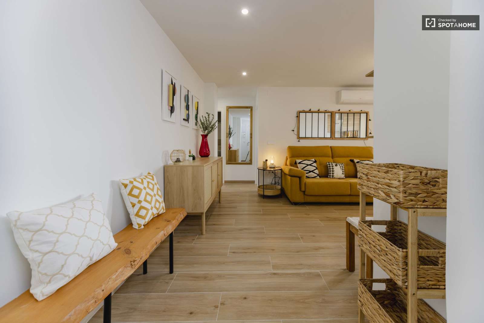 Sala d'estar de Apartament per a compartir en El Puig de Santa Maria amb Aire condicionat i Terrassa