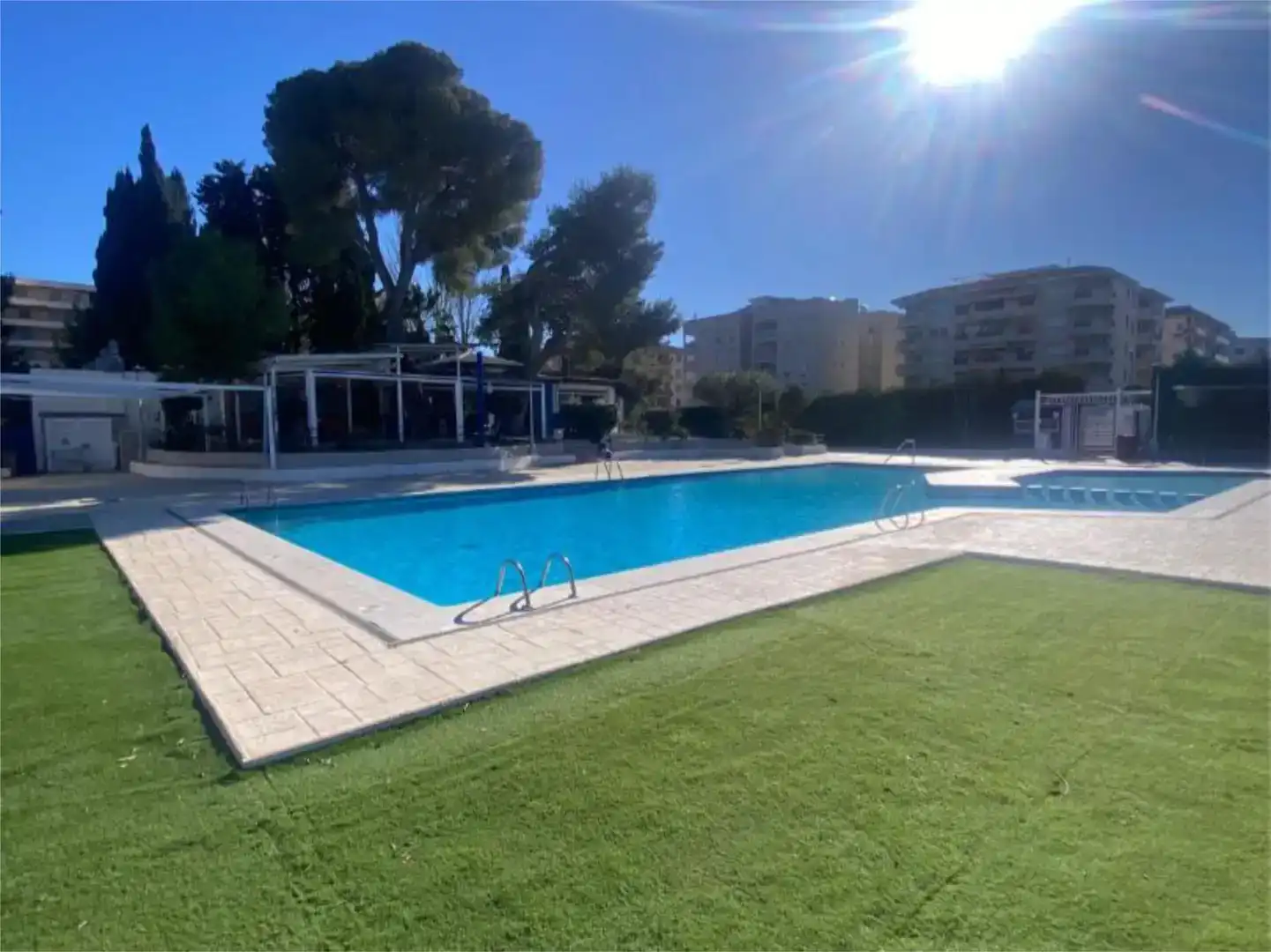 Schwimmbecken von Wohnung zum Verkauf in Calafell mit Klimaanlage, Schwimmbad und Balkon