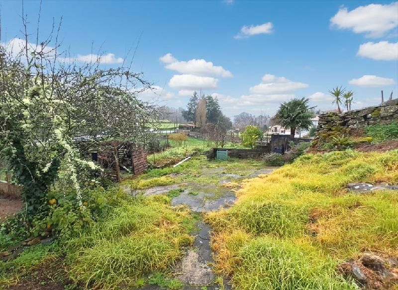 Casa o xalet en venda en Pazos de Borbén amb Jardí privat