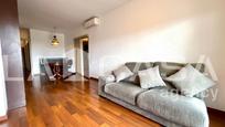 Living room of Flat for sale in  Barcelona Capital  with Balcony