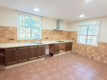 Villa zum Verkauf in Elche ciudad