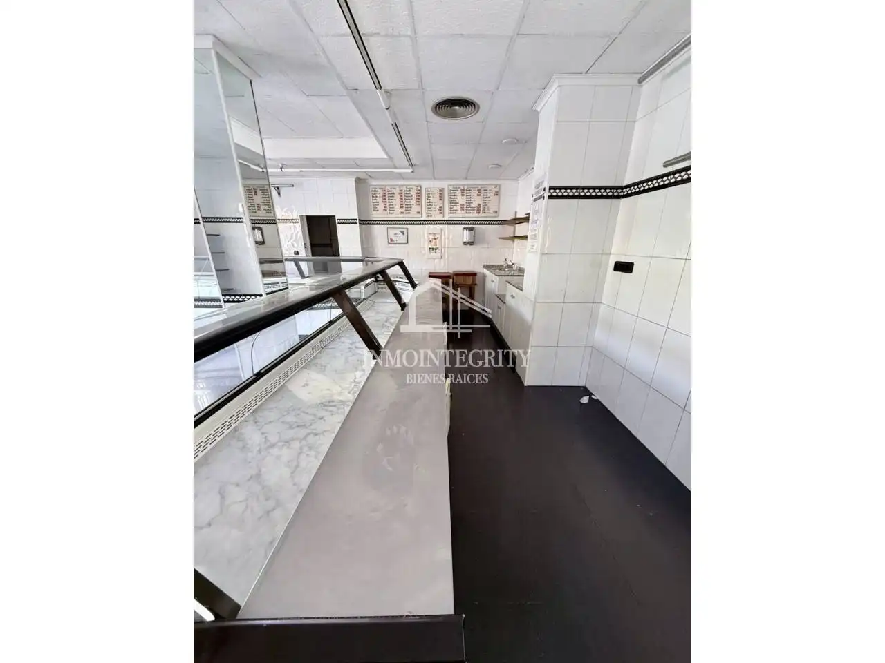 Cocina de Local en venta en Castellón de la Plana / Castelló de la Plana con Aire acondicionado