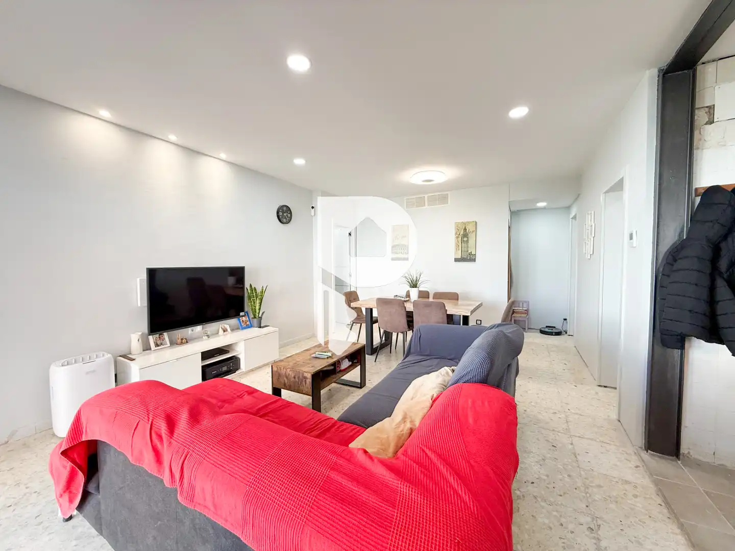 Sala de estar de Casa o chalet en venta en Sant Vicenç Dels Horts con Aire acondicionado, Calefacción y Jardín privado