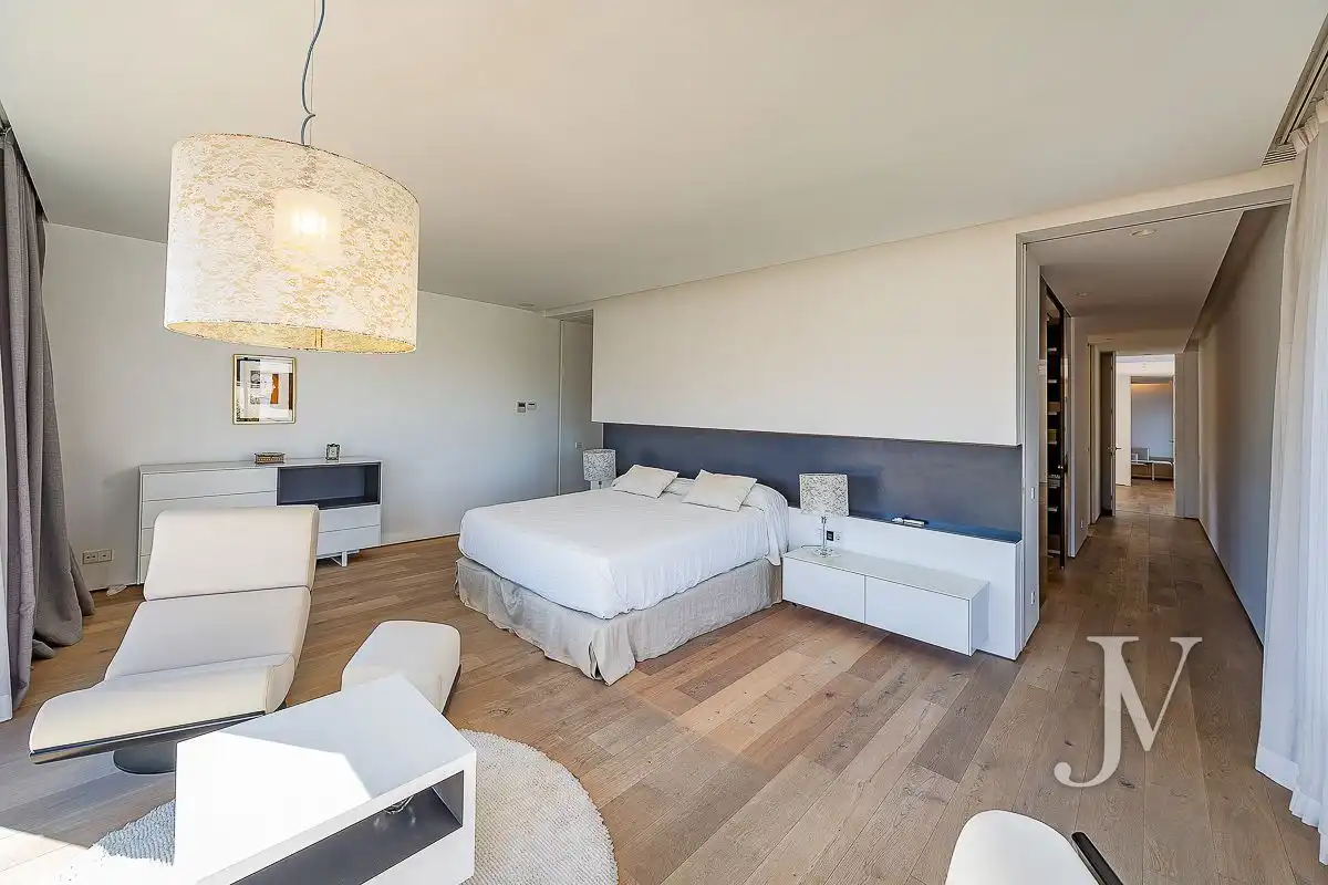 Bedroom of Houses for sale in Madrid  with Air Conditioner, Heating and Private garden