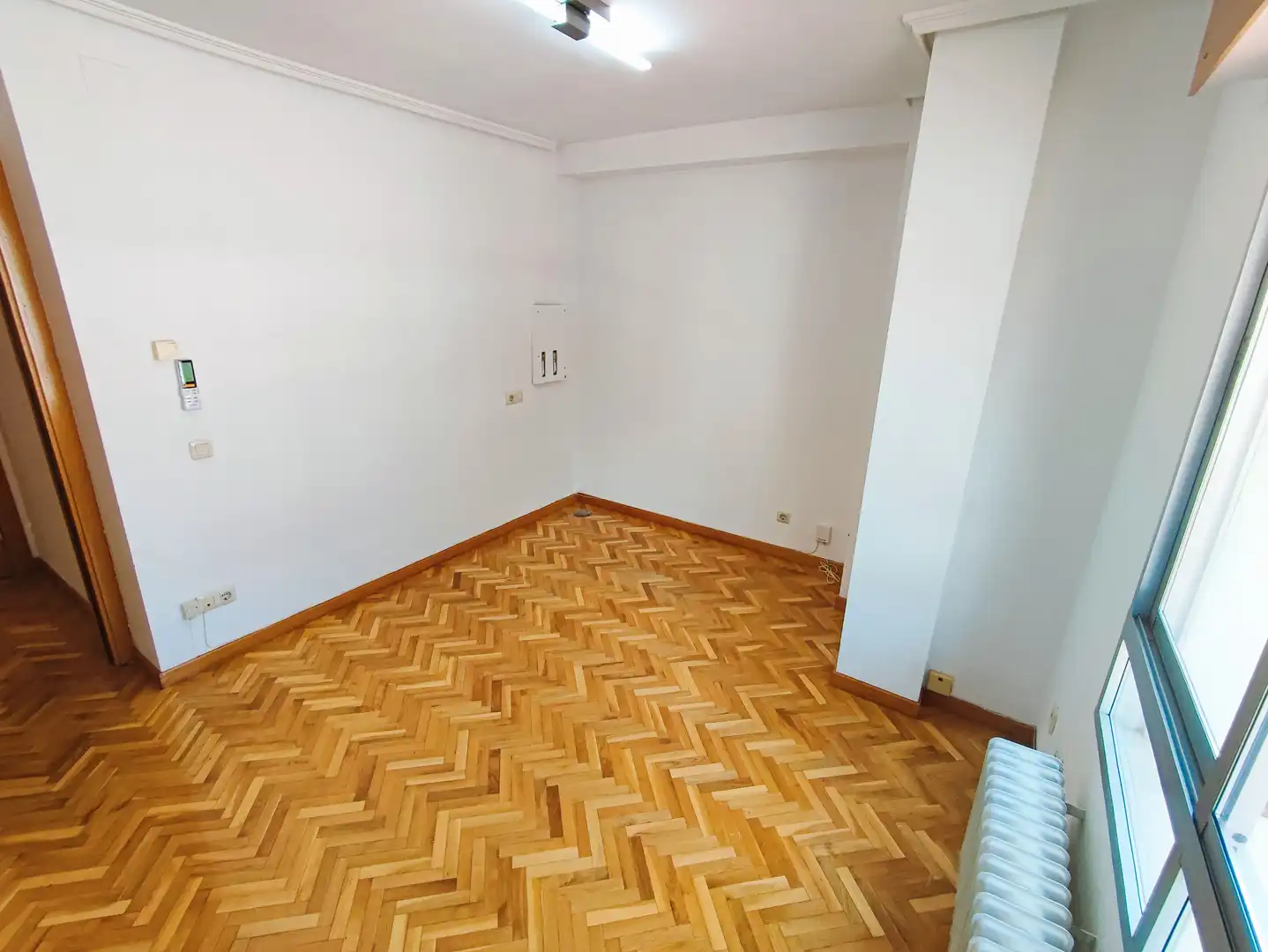Habitación de Oficina de alquiler en Palencia con Aire acondicionado y Calefacción