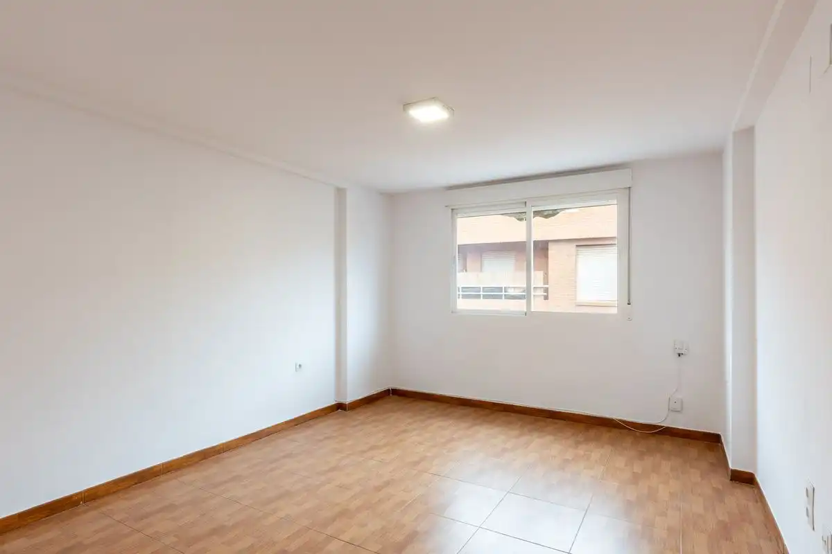 Bedroom of Flat for sale in Xirivella  with Air Conditioner and Heating