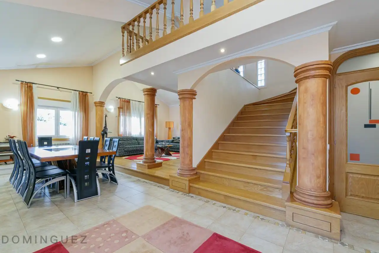 Casa o chalet en venta en Vigo  con Calefacción, Jardín privado y Parquet