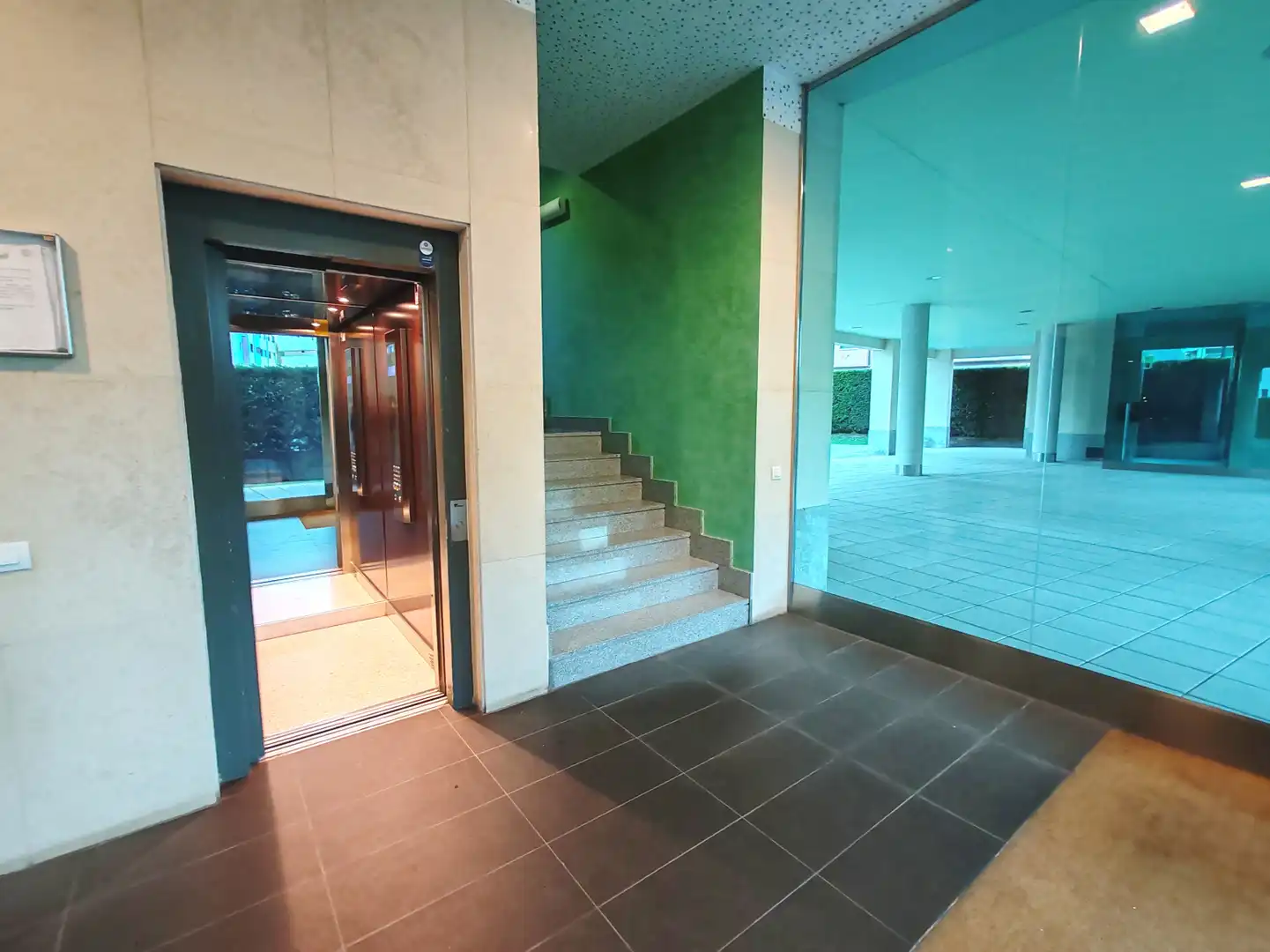 Piso con ascensor en alquiler en Oviedo - CL JERSEY CITY, imagen 20