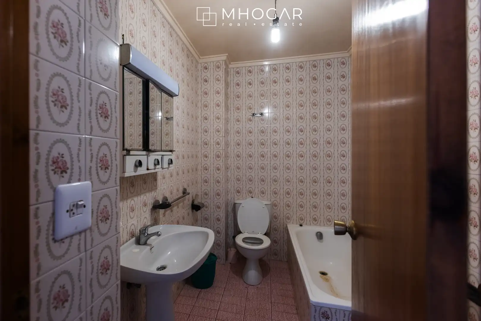 Baño de Finca rústica en venta en La Vall de Laguar con Jardín privado, Terraza y Balcón
