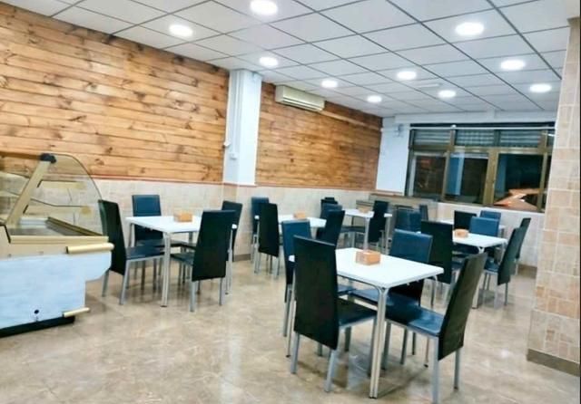 Premises for sale in  Valencia Capital  with Air Conditioner and Furnished