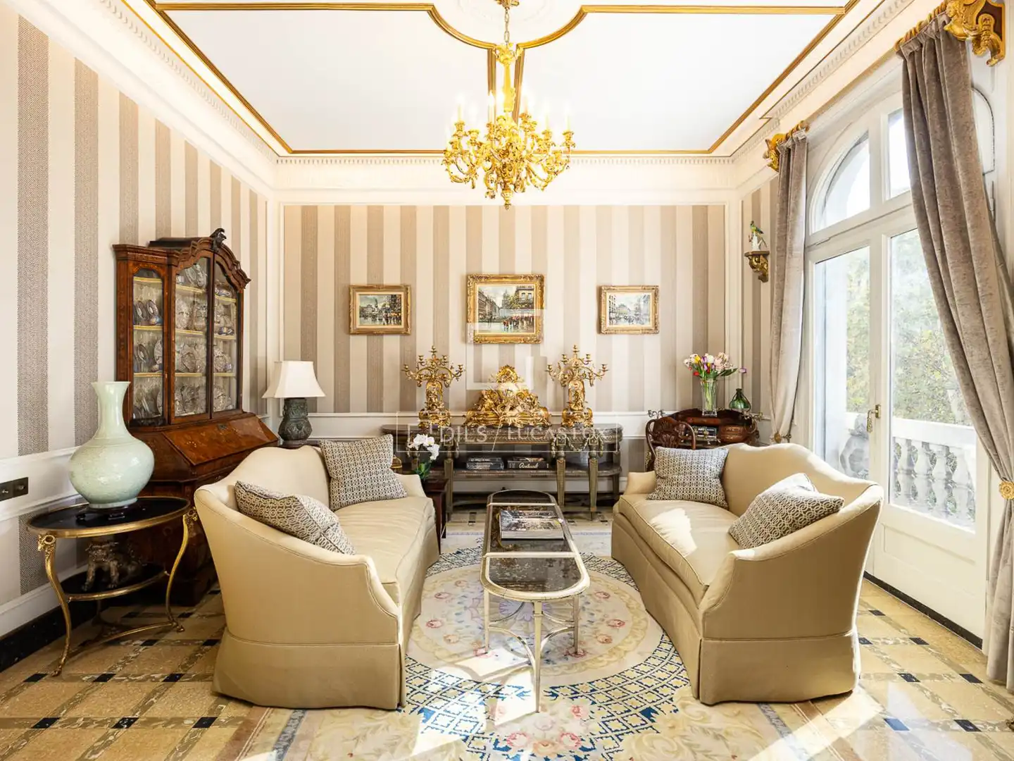 Living room of Flat for sale in Barcelona  with Air Conditioner, Heating and Furnished